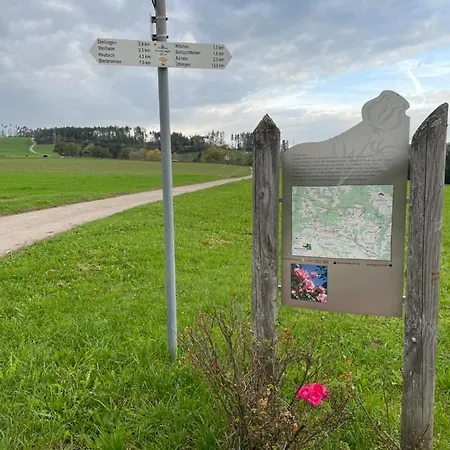 Im Grünen - Mit Privatem Garten, Terrasse, Spielplatz&schöner Aussicht Apartment Weilheim