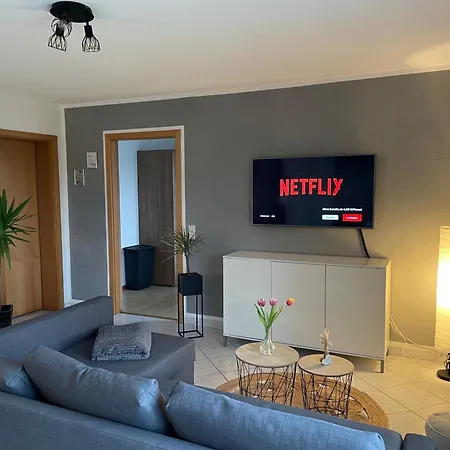 Apartment Im Grünen - Mit Privatem Garten, Terrasse, Spielplatz&schöner Aussicht